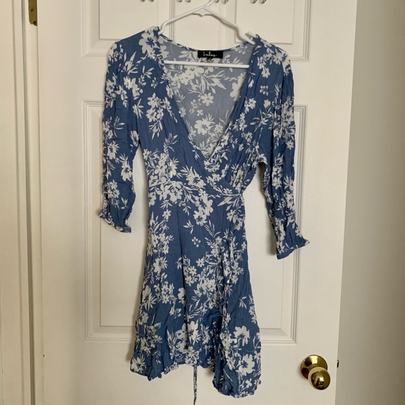 Lulu’s Cornflower Blue and White Patterned Wrap Dress - Picture 2 of 8